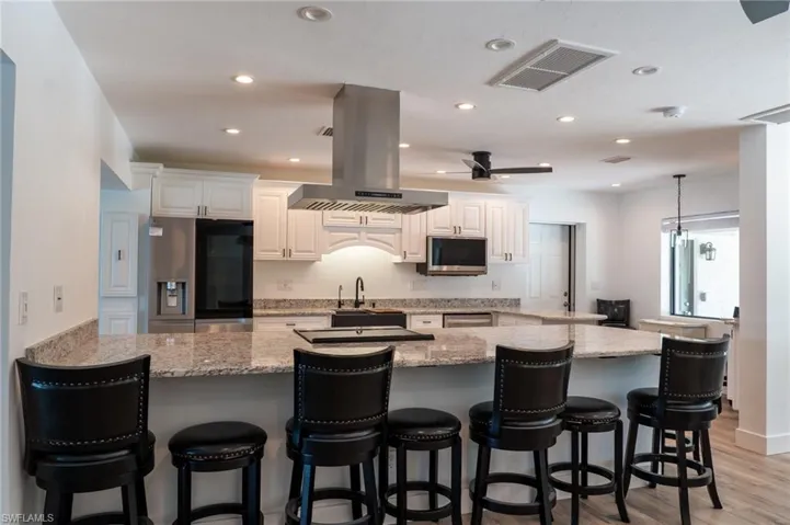 14562 Riverside Dr, Fort Myers, Florida 33905