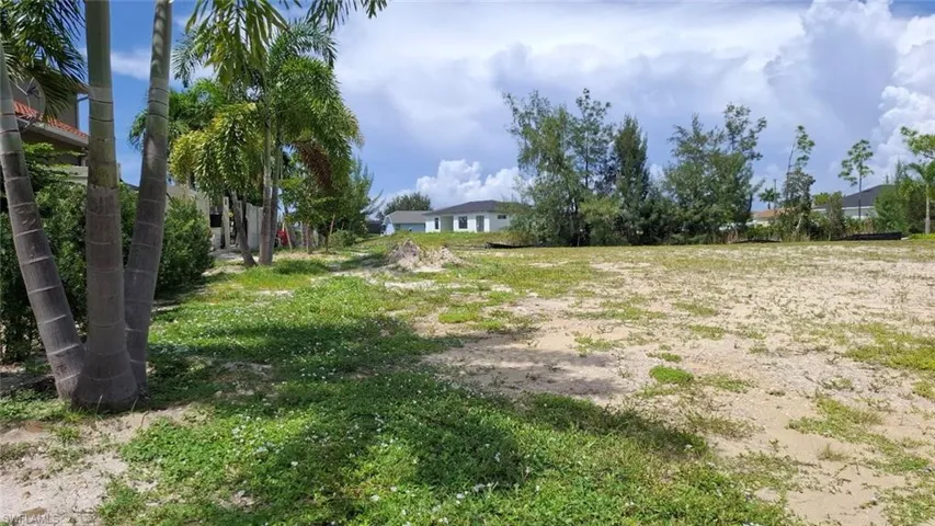 1228 Nw 20th Ave, Cape Coral, Florida 33993