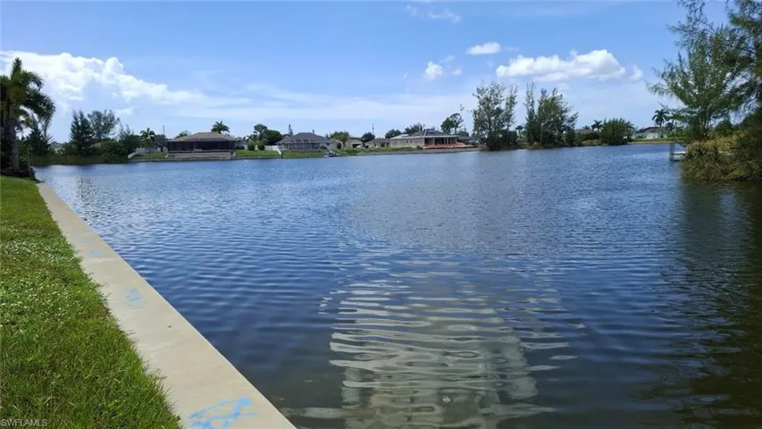 1228 Nw 20th Ave, Cape Coral, Florida 33993