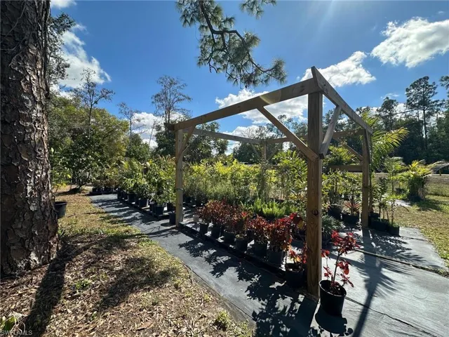 9320 Buckingham Rd, Fort Myers, Florida 33905