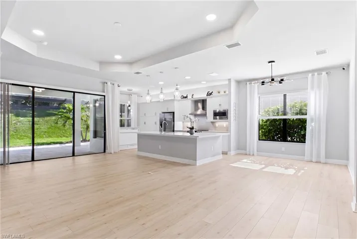 10091 Chesapeake Bay Dr, Fort Myers, Florida 33913