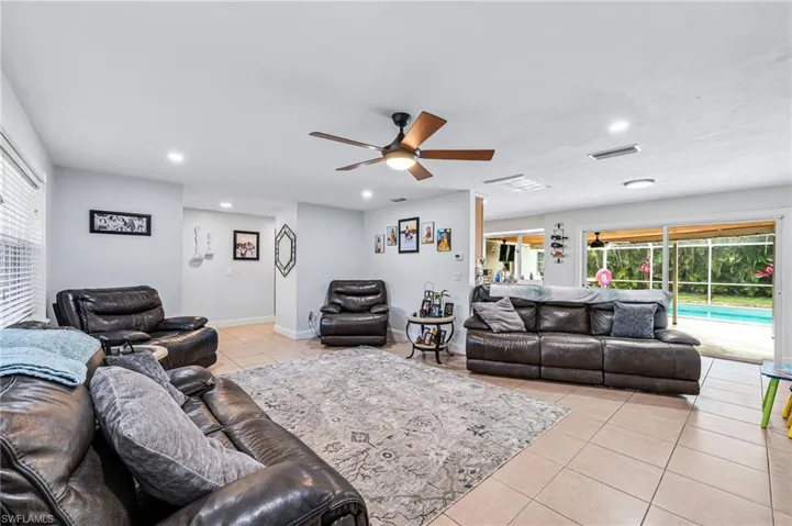 6519 E Town And River Rd, Fort Myers, Florida 33919