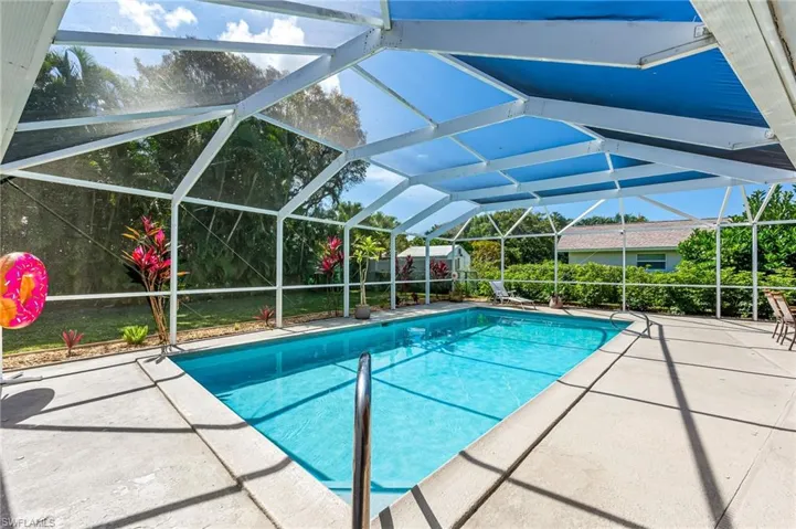 6519 E Town And River Rd, Fort Myers, Florida 33919