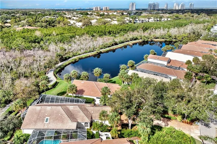 Notice the size of the lanai Quintessential indoor/outdoor living!