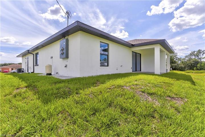 4549/4551  Leonard S BLVD, LEHIGH ACRES, FL 33973