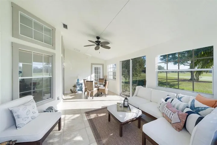 Large enclosed lanai with beautiful golf course views