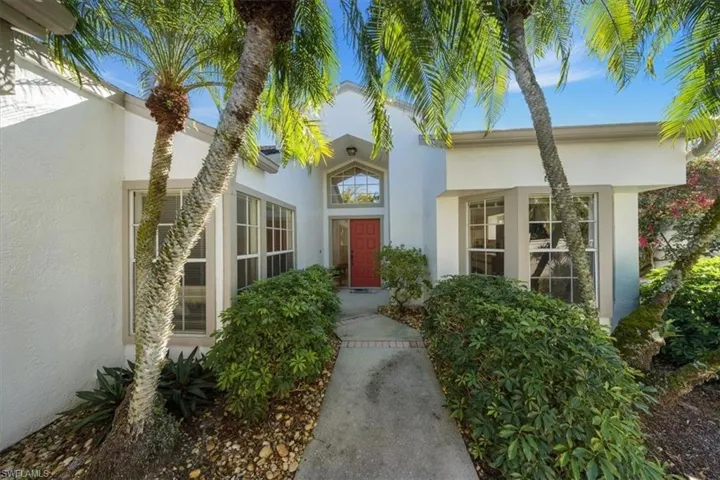 Front entrance with private courtyard