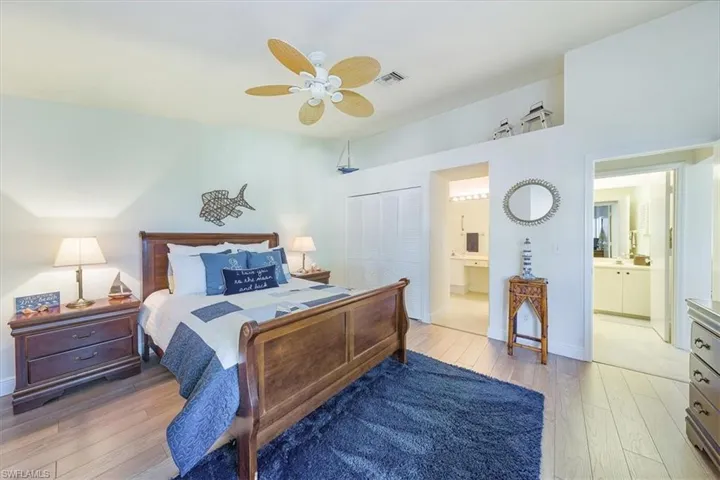 Second bedroom with ensuite bathroom - dual sinks and bathtub, handicap accessible