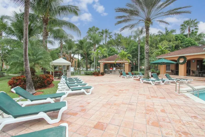 1205 Wildwood Lakes Blvd 203, Naples, Florida 34104