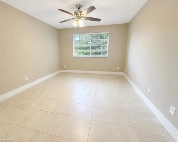 1205 Wildwood Lakes Blvd 203, Naples, Florida 34104