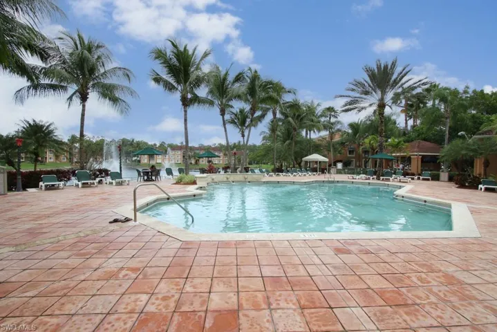 1205 Wildwood Lakes Blvd 203, Naples, Florida 34104