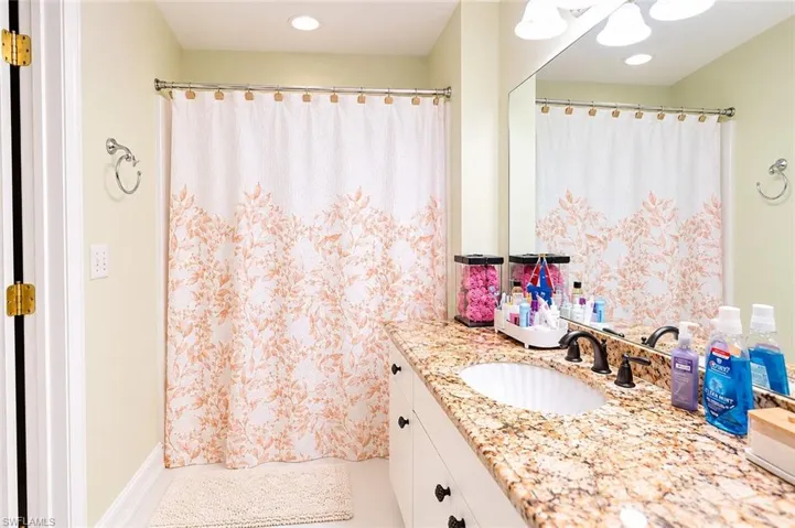 507 Diplomat Pkwy E, Cape Coral, Florida 33909