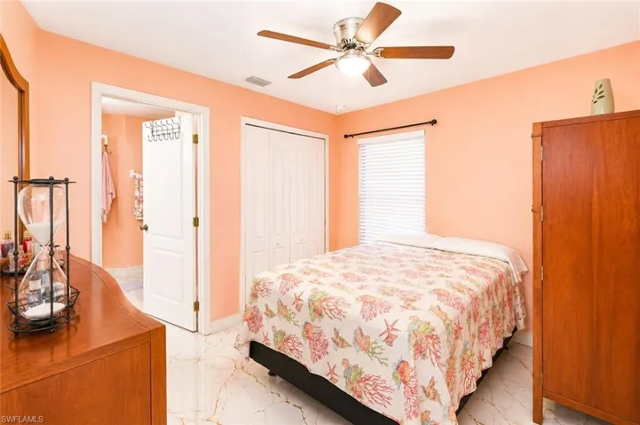507 Diplomat Pkwy E, Cape Coral, Florida 33909