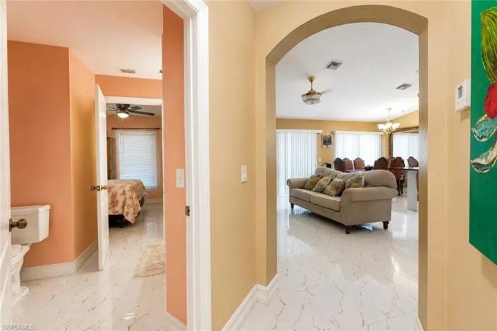 507 Diplomat Pkwy E, Cape Coral, Florida 33909