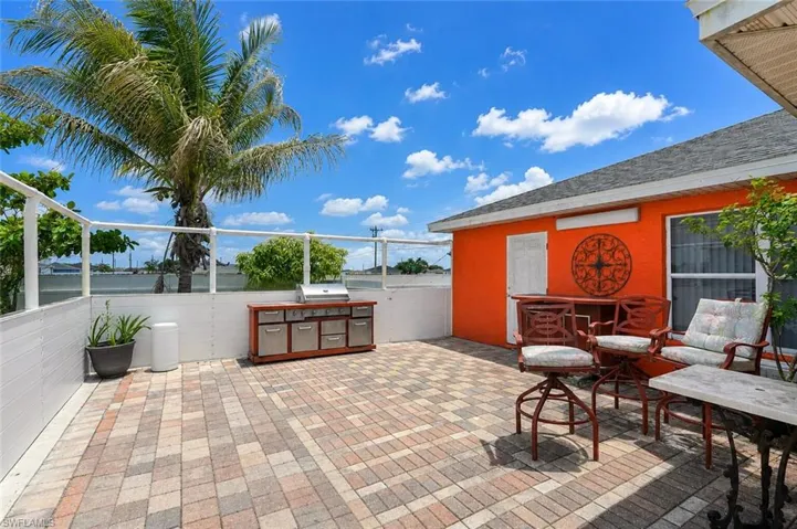 507 Diplomat Pkwy E, Cape Coral, Florida 33909