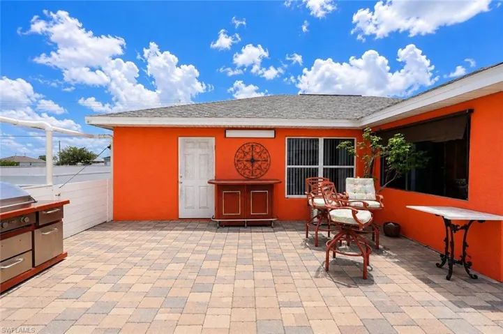 507 Diplomat Pkwy E, Cape Coral, Florida 33909