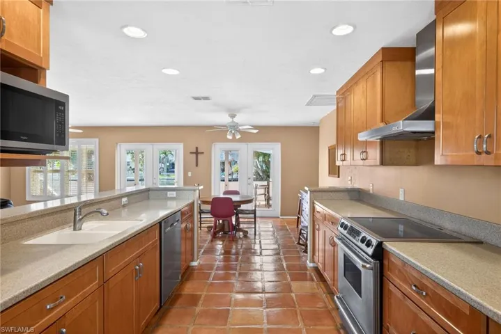12279 Matlacha Blvd, Matlacha Isles, Florida 33991
