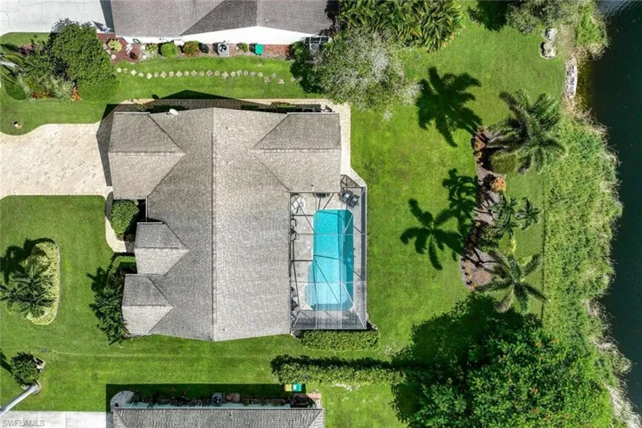 146 Plantation Cir, Naples, Florida 34104