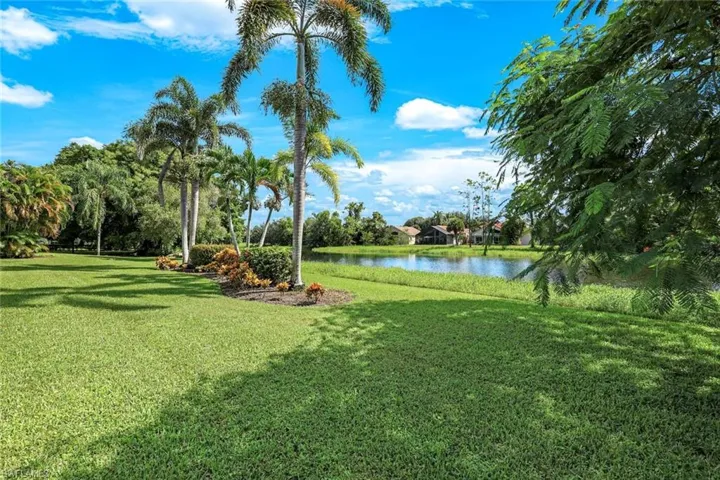 146 Plantation Cir, Naples, Florida 34104