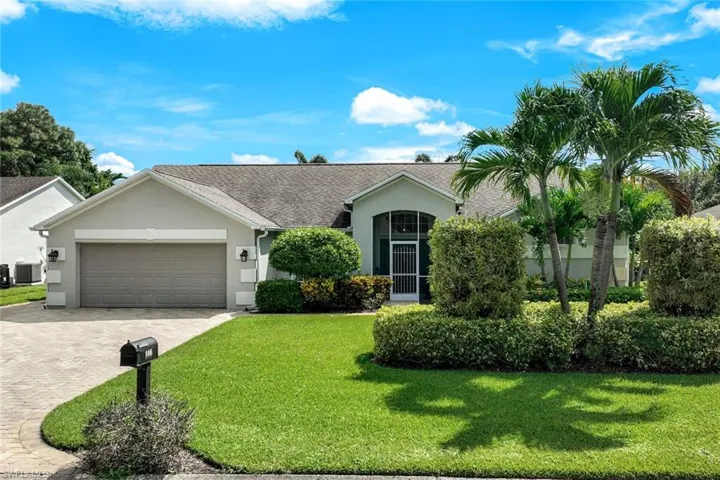 146 Plantation Cir, Naples, Florida 34104