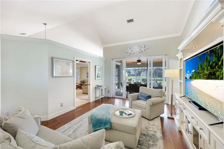 146 Plantation Cir, Naples, Florida 34104