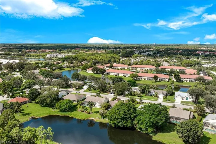146 Plantation Cir, Naples, Florida 34104