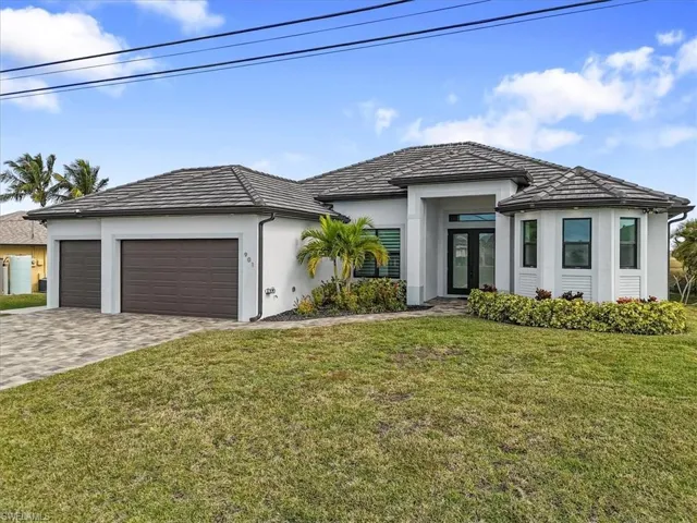 901 Nw 33rd Pl, Cape Coral, Florida 33993