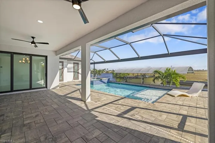 901 Nw 33rd Pl, Cape Coral, Florida 33993