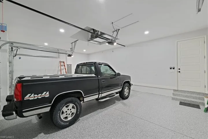 901 Nw 33rd Pl, Cape Coral, Florida 33993