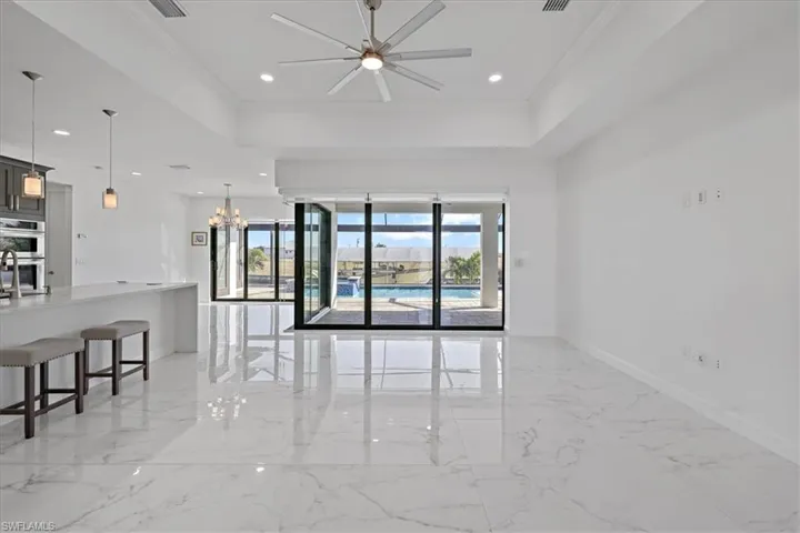 901 Nw 33rd Pl, Cape Coral, Florida 33993