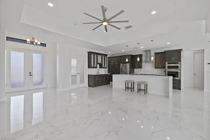 901 Nw 33rd Pl, Cape Coral, Florida 33993