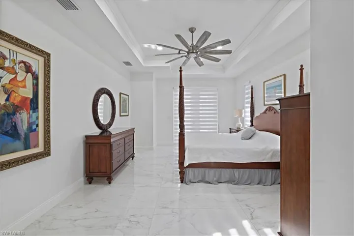 901 Nw 33rd Pl, Cape Coral, Florida 33993
