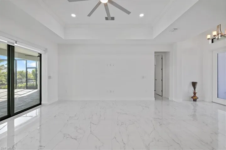 901 Nw 33rd Pl, Cape Coral, Florida 33993