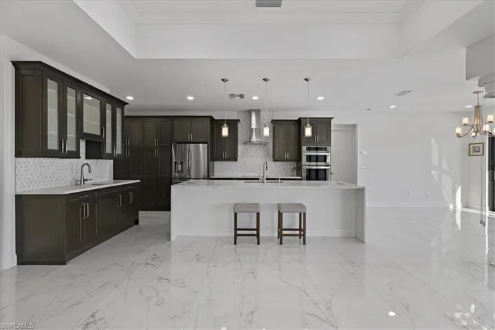 901 Nw 33rd Pl, Cape Coral, Florida 33993