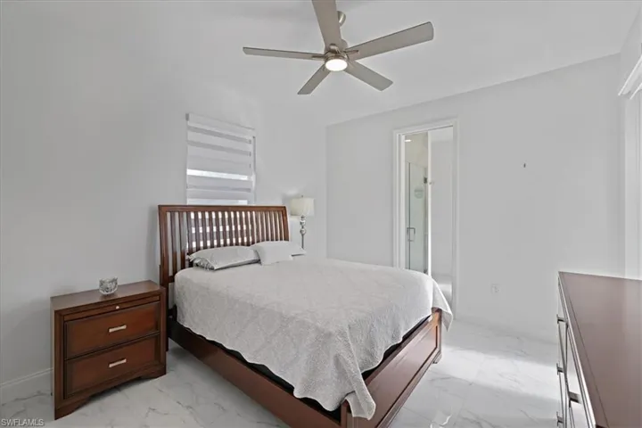 901 Nw 33rd Pl, Cape Coral, Florida 33993
