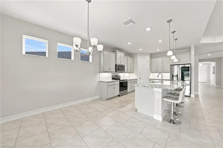 719 Heather Lake Ave, Cape Coral, Florida 33993