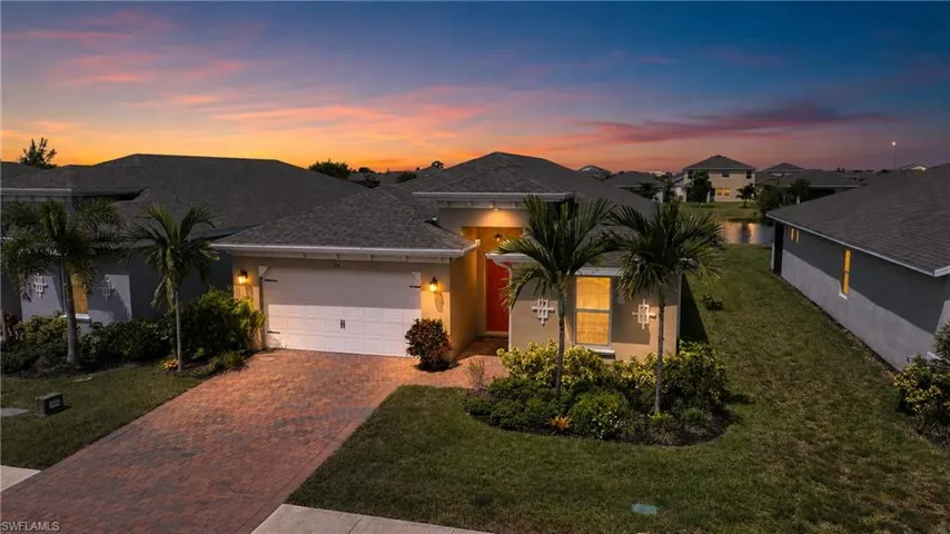 719 Heather Lake Ave, Cape Coral, Florida 33993