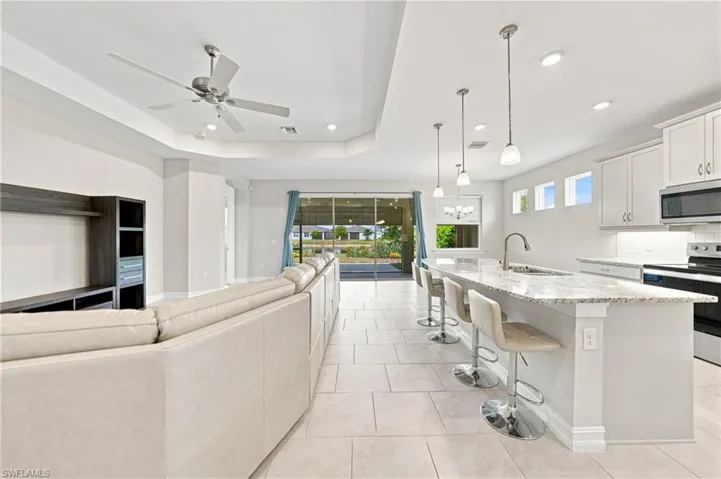 719 Heather Lake Ave, Cape Coral, Florida 33993