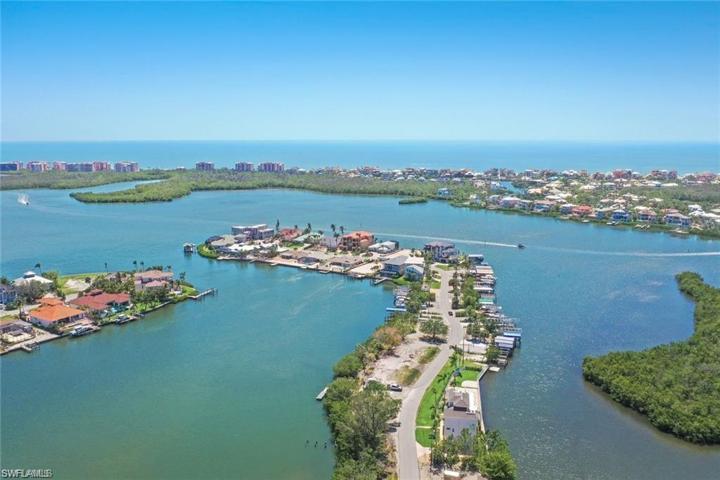 DIRECT GULF ACCESS No Bridges