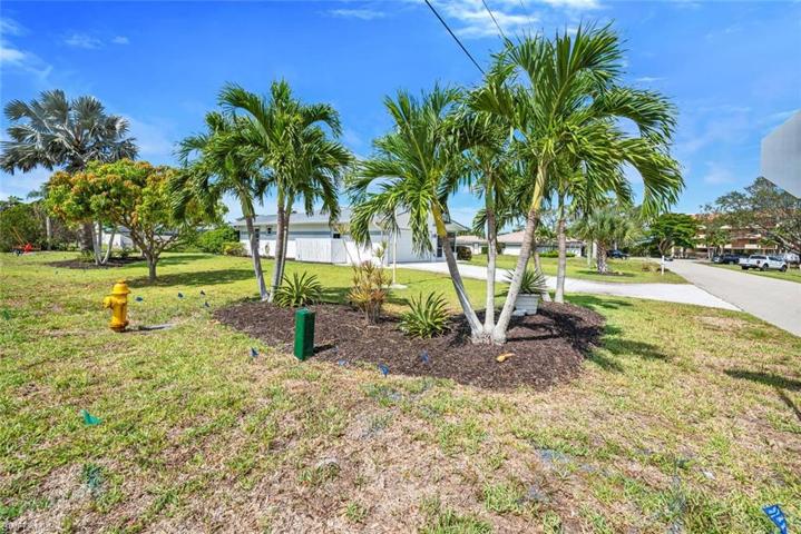 Home sits on Corner Lot