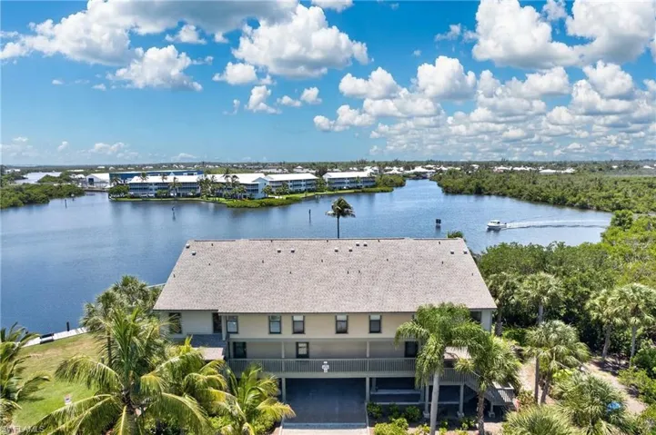 16600 Bocilla Island Club Dr 35, Bokeelia, Florida 33922