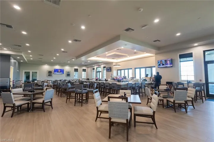 Clubhouse Dinning