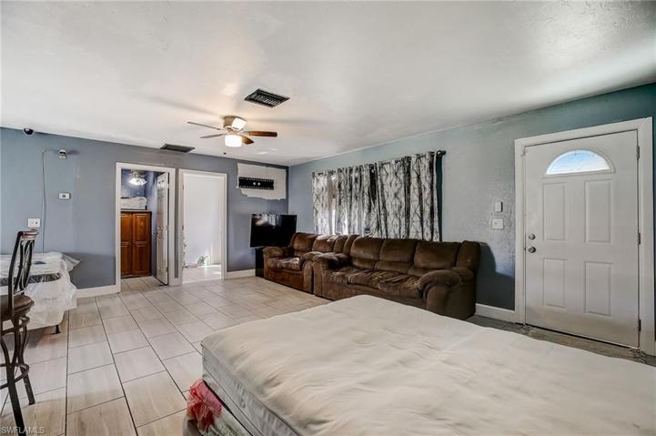 4212  4th W ST, Lehigh Acres, FL 33971
