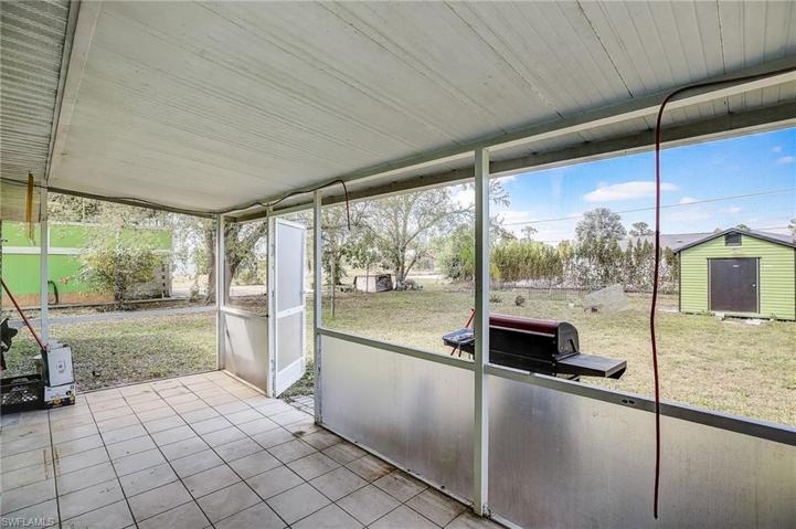 4212  4th W ST, Lehigh Acres, FL 33971