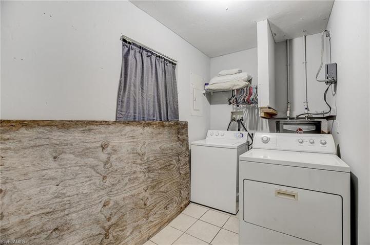 4212  4th W ST, Lehigh Acres, FL 33971