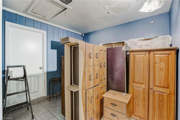 4212  4th W ST, Lehigh Acres, FL 33971