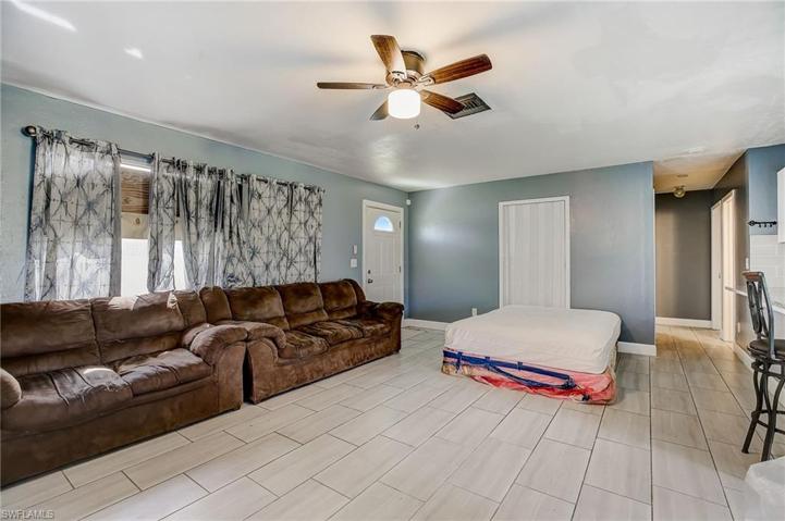 4212  4th W ST, Lehigh Acres, FL 33971