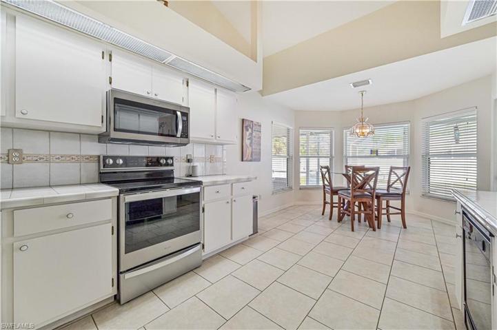 2516  6th W ST, Lehigh Acres, FL 33971