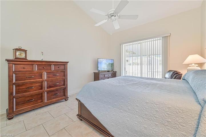 2516  6th W ST, Lehigh Acres, FL 33971