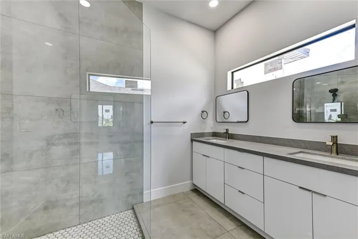 3912  5th SW ST, Lehigh Acres, FL 33976